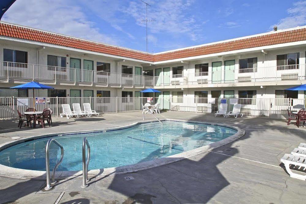 Park Inn By Radisson, Modesto Luaran gambar