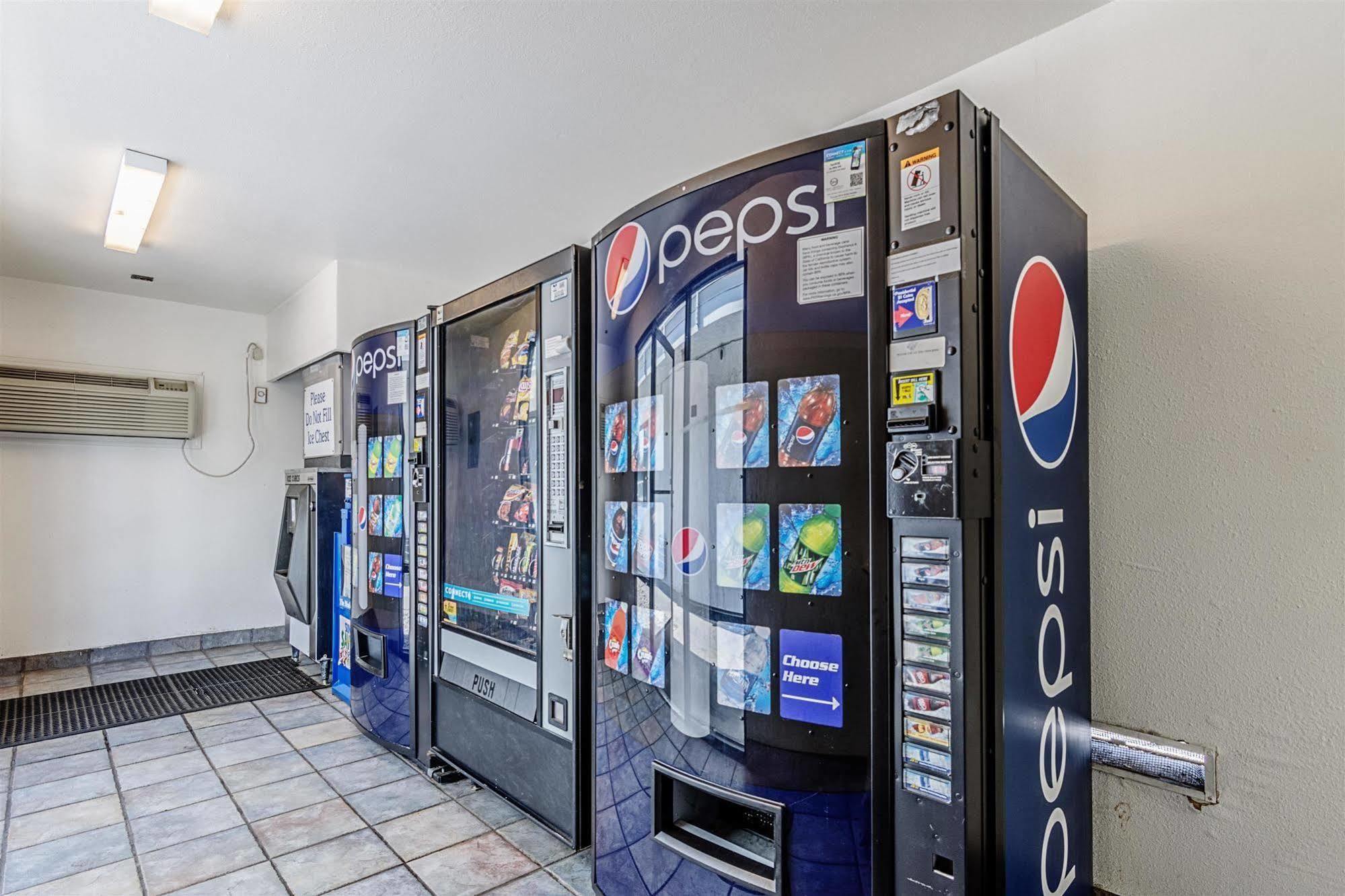 Park Inn By Radisson, Modesto Luaran gambar